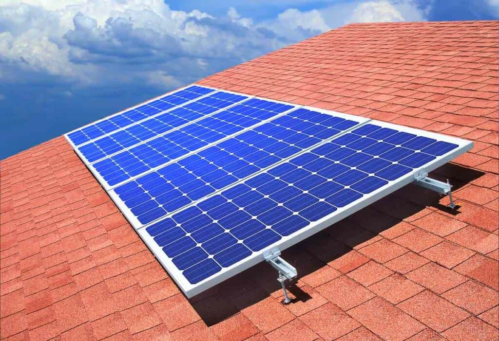 placa solar en techo